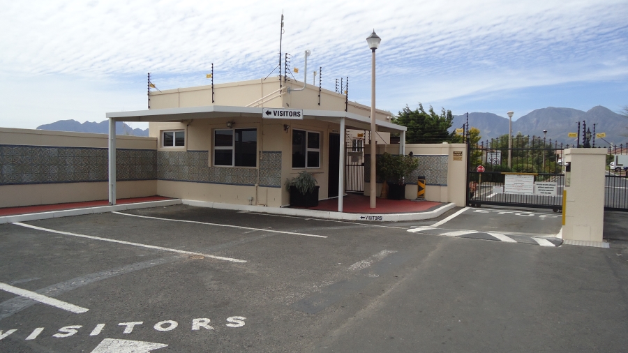 2 Bedroom Property for Sale in Admirals Park Western Cape